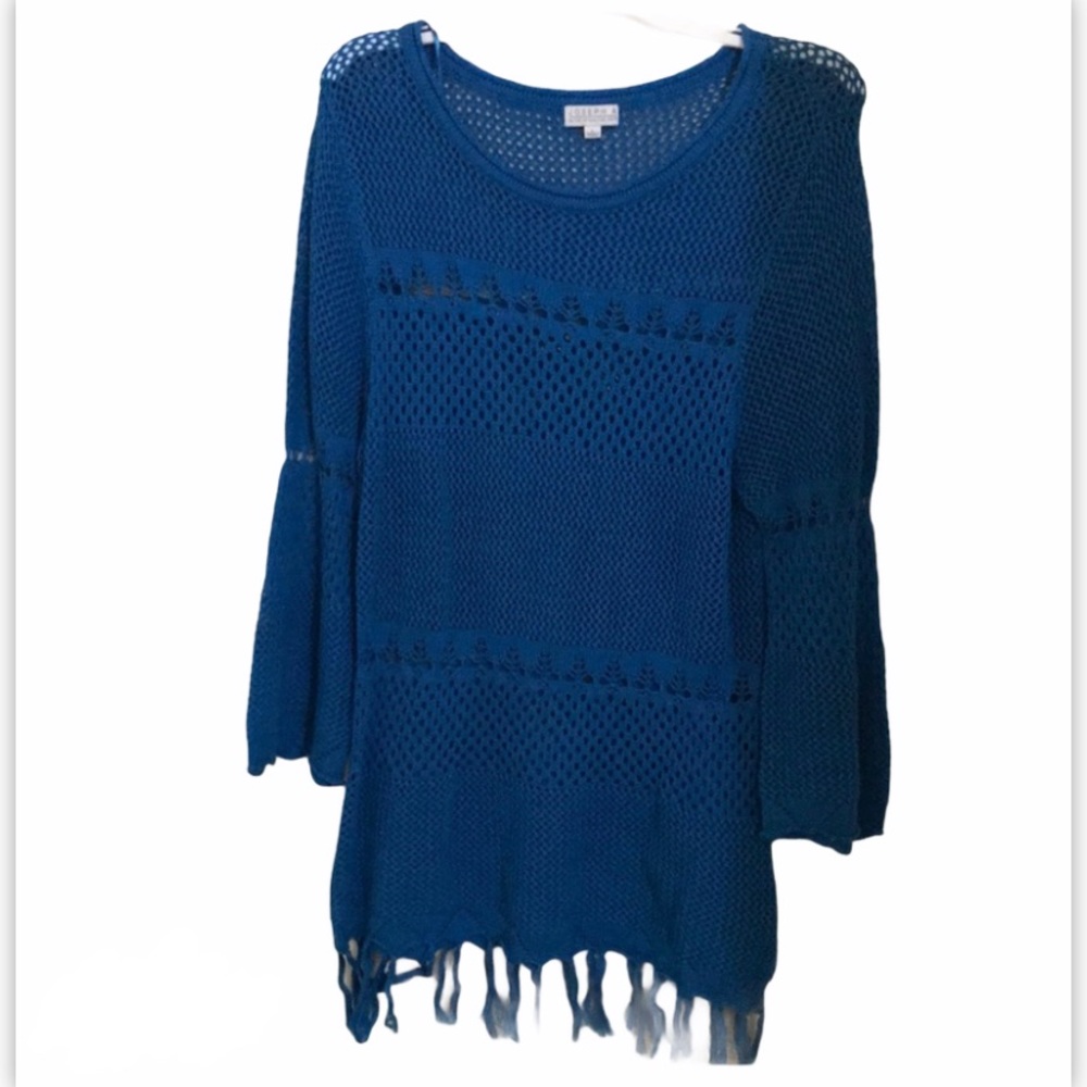 🖤🖤🖤Joseph A Knit Fringe Sweater